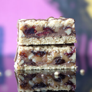 Fruit and nut crumble