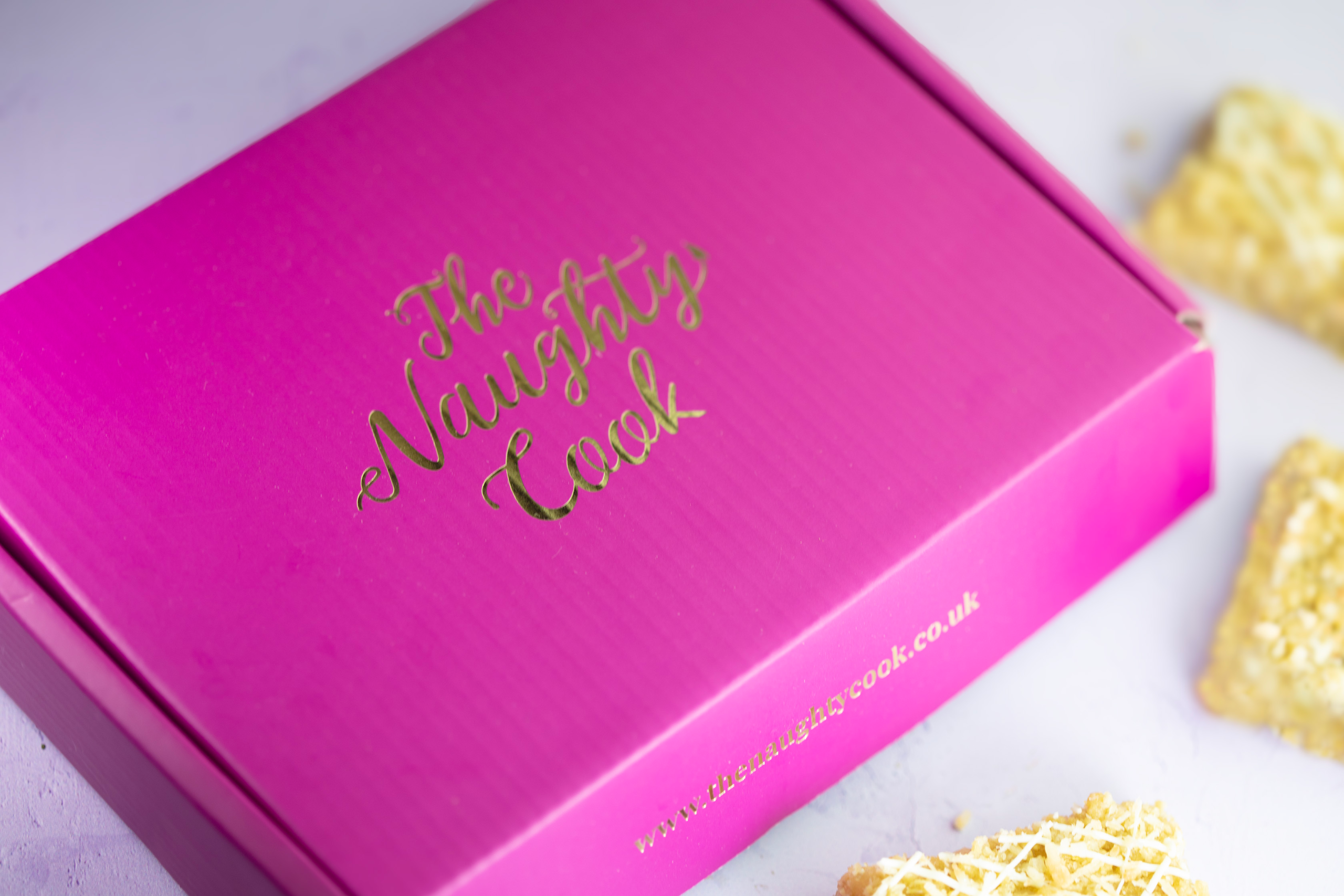Lemon & Coconut Crumble box closed