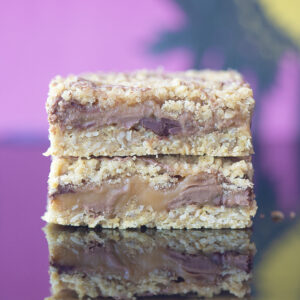 salted caramel crumble on pink background